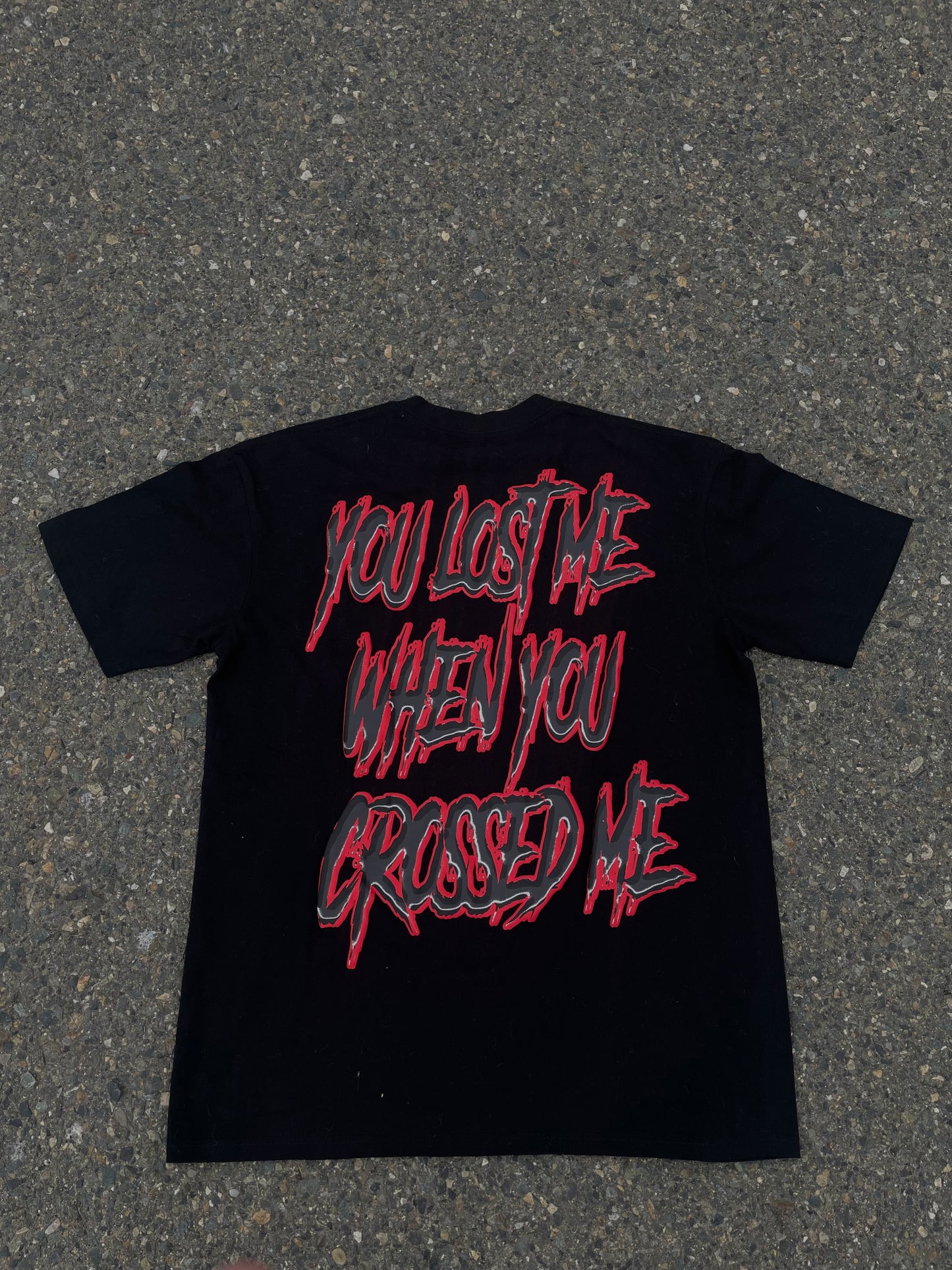 No helping hands tee
